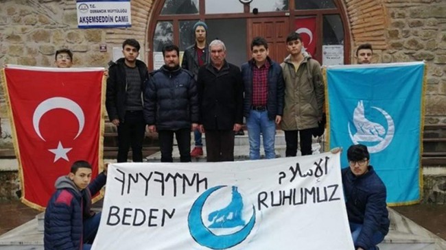 ÜLKÜ OCAKLARI CAMİ TEMİZLİĞİ YAPTI