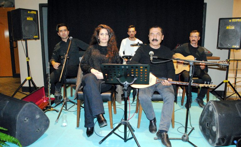  HAVUZBAŞI'INDA KEYİFLİ AKŞAMLAR