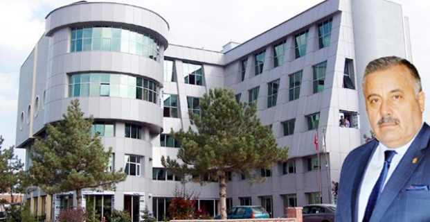 GÜR, ÇESOB’U SAĞLIKÇILARA  AÇTI