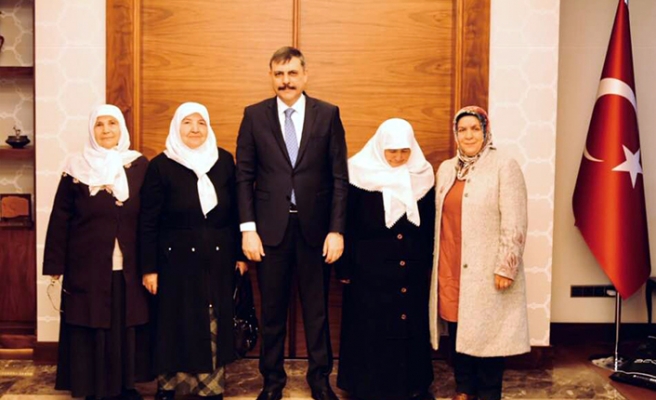 ORTAKÖYLÜ KADINLAR VALİ  ÇİFTÇİ’Yİ ZİYARET ETTİ
