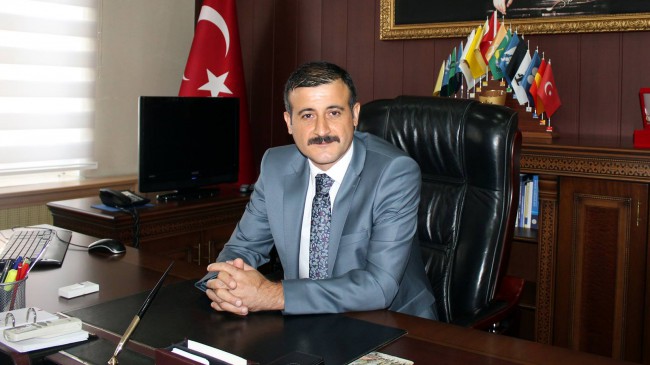 KAYMAKAMDAN SUNGURLULARA: “VAR OLUN GÜZEL İNSANLAR”