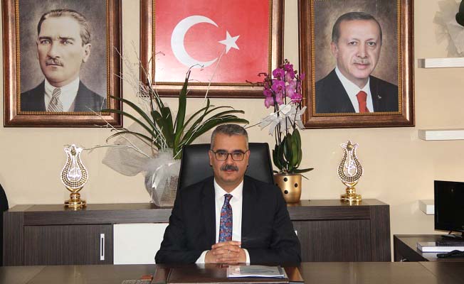 AHLATCI, AVUKATLAR GÜNÜNÜ KUTLADI