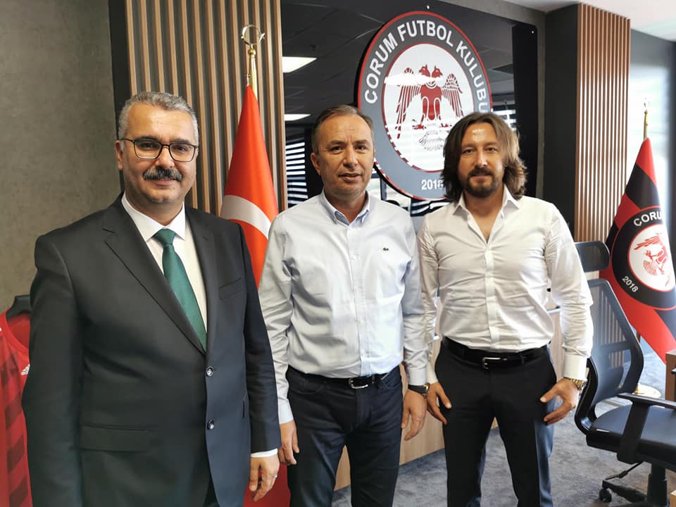 ÇORUM FK KULÜBÜ BAŞKANI ÖZCAN’I ZİYARET ETTİLER