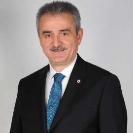 AK PARTİ MECLİS ÜYESİ AMA AK PARTİ'YE ÜYE DEĞİL