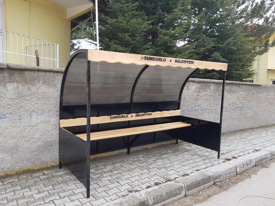 OTOBÜS DURAĞI ÜRETİYORLAR