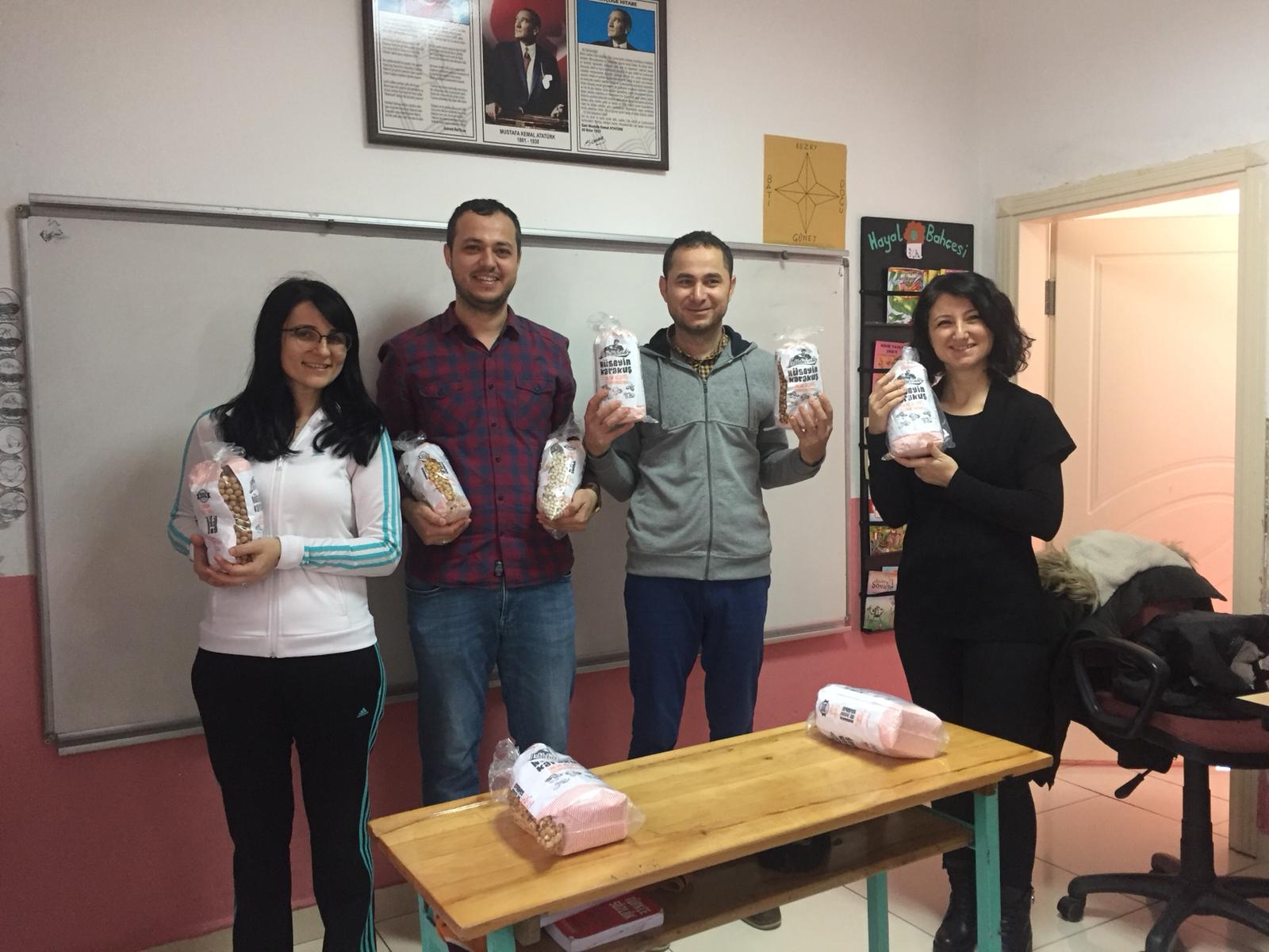  İLK KEZ LEBLEBİ YEDİLER