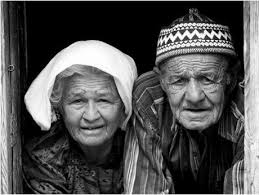 65 YAŞ VE ÜSTÜNE SOKAĞA ÇIKMA YASAĞI