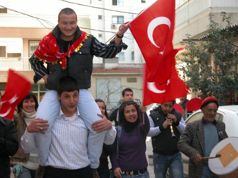 TOPLU ASKER UĞURLAMALAR YASAKLANDI