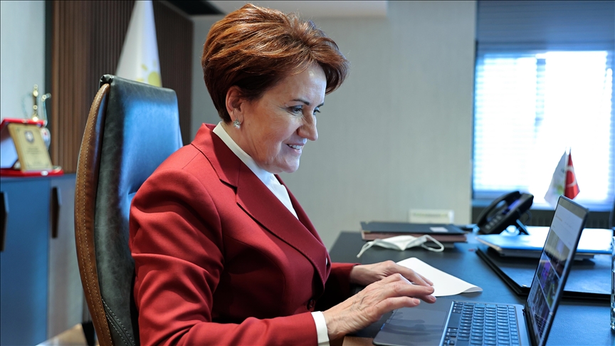 AKŞENER CUMHURBAŞKANI ADAYLIĞI İÇİN YAVAŞ VE  İMAMOĞLU’NU İŞARET ETTİ