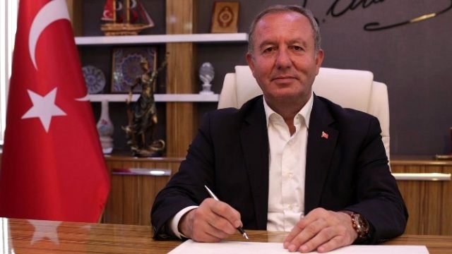 Şahiner, zimmetine para geçirmekten yargılanıyor