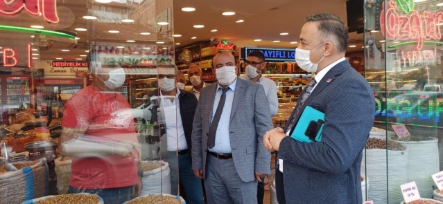 SUNGURLULAR TOPRAKLARININ SUYLA BULUŞMASINI İSTİYOR