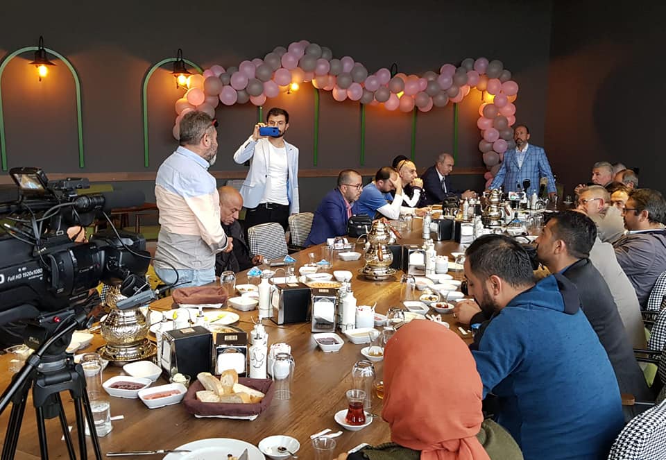 KAVUNCU GAZETECİLERLE BİR ARAYA GELDİ